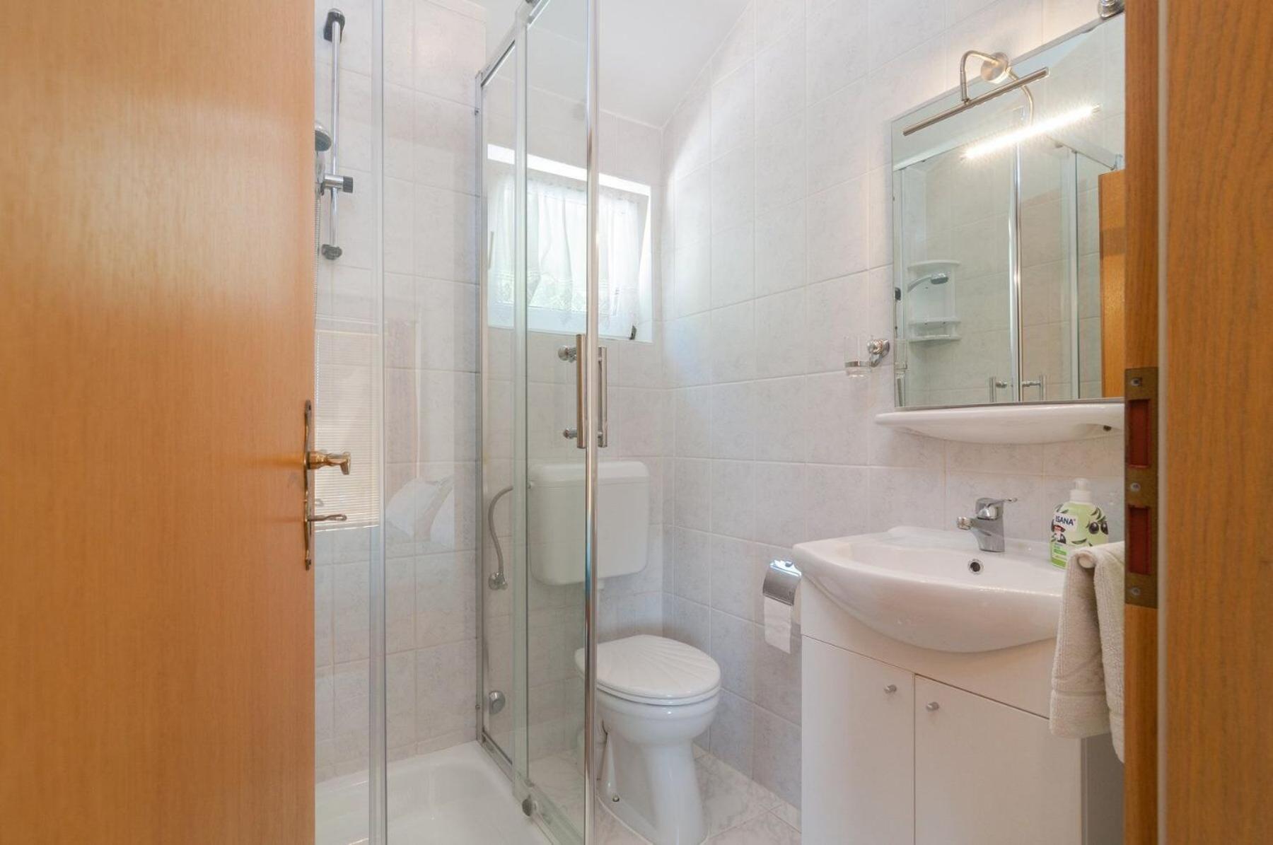 Apartments Mira - Beautiful Sea View 푸치스차 외부 사진